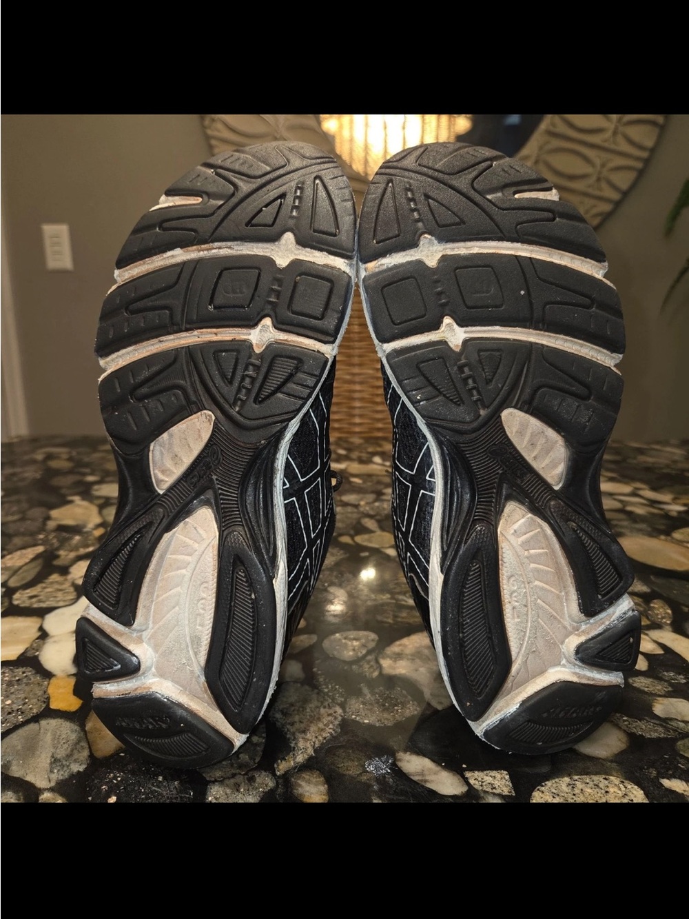 Asics Gel Enhance Ultra 4.0 Womens Running Shoes Size 10 Black White - Picture 6 of 9
